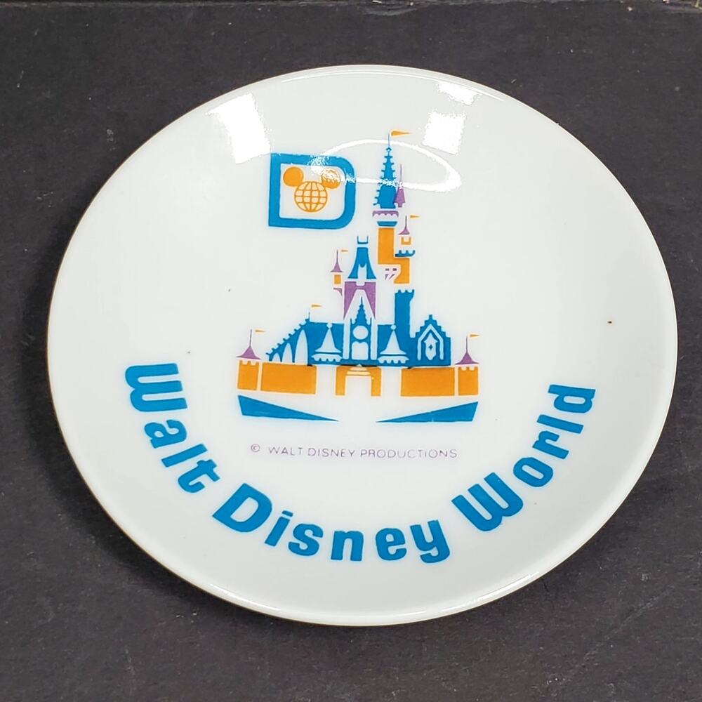 Vtg Walt Disney World Small Souvenir Trinket Dish 4.25”